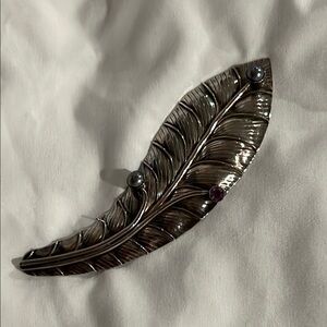 Circoa 925 Silver Feather Brooch with Gem Accents-EUC